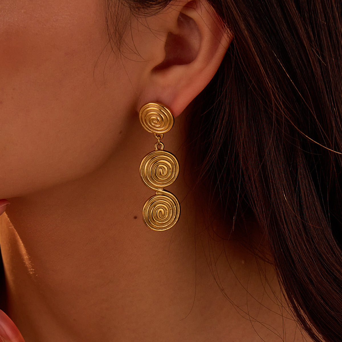 Aretes de aro circulares geométricos de acero inoxidable con acabado chapado para mujer