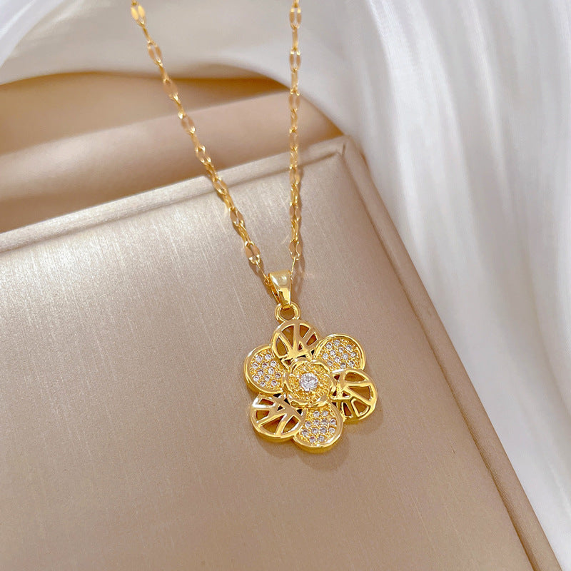 Collana con pendente a fiore girevole di lusso da donna in acciaio inossidabile, catena a medaglione geometrica per banchetti nuziali ed eleganza quotidiana
