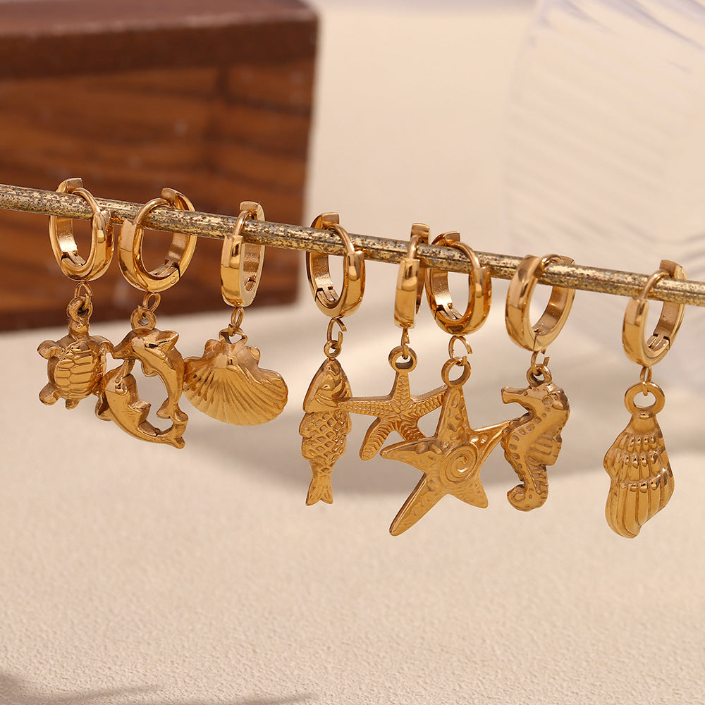 Pendientes Minimalistas de Tortuga, Caballito de Mar y Delfín de Moda en Acero Inoxidable con Baño de Oro de 18K para Mujer