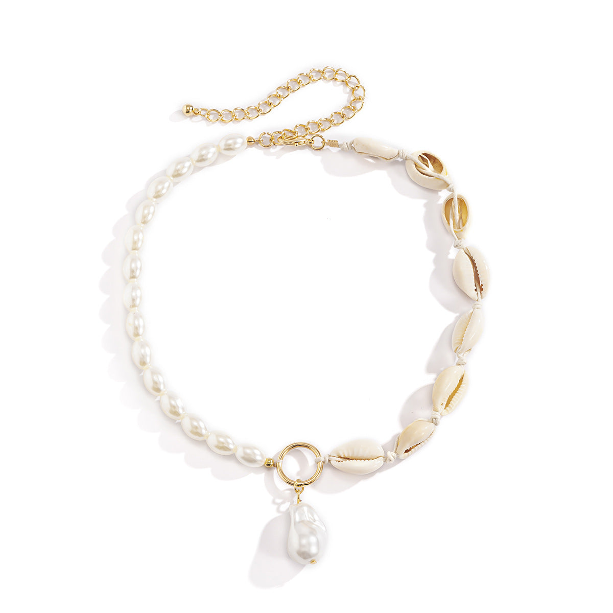 Collana con pendente a conchiglia geometrica in stile vacanza da donna con catena a sfere rotonde