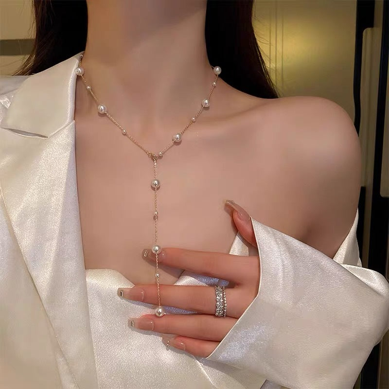 Collar minimalista de acero de titanio con colgante de aleación galvanizada para mujer, cadena para clavícula