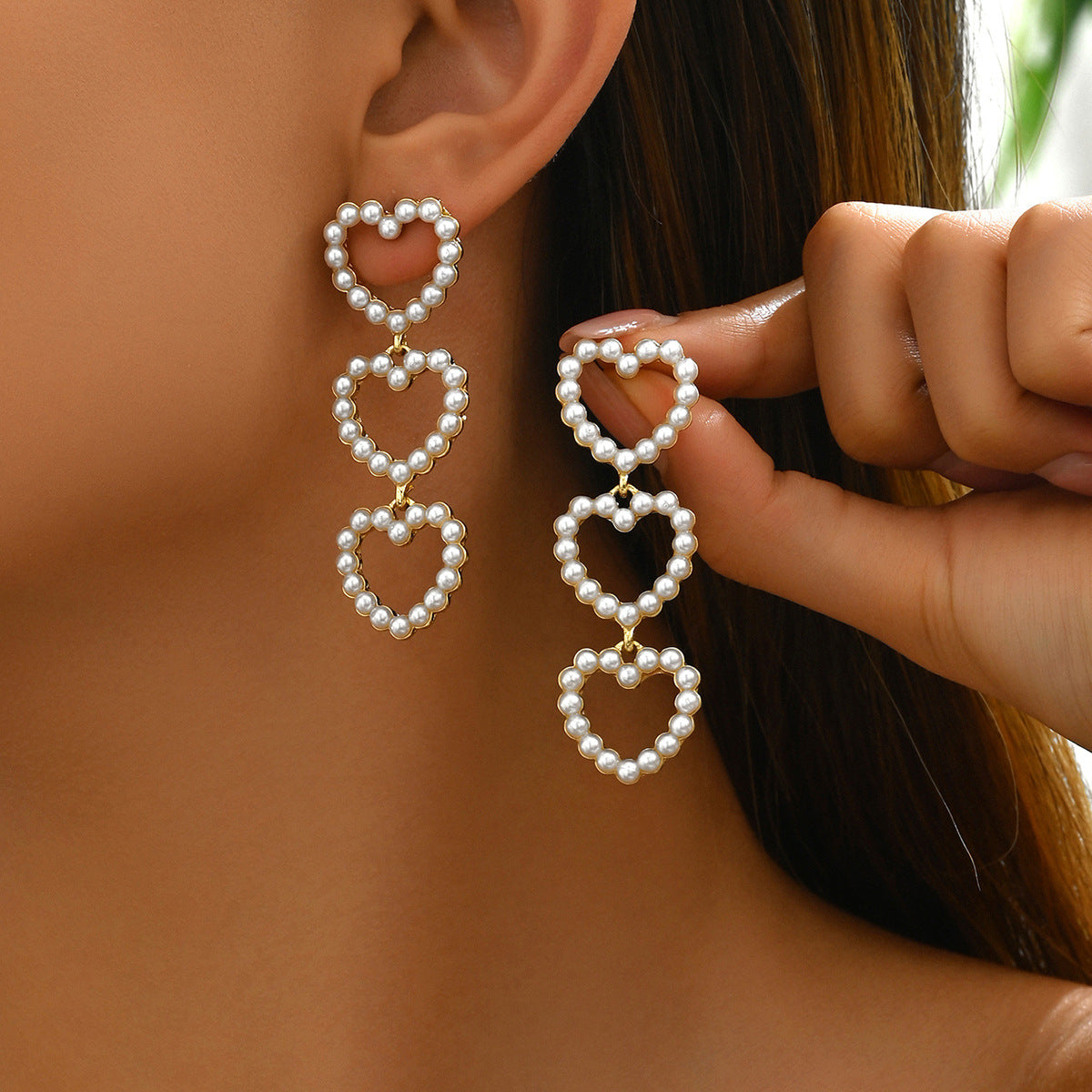 Pendientes minimalistas con lazo, incrustaciones en forma de corazón y flecos colgantes para mujer, de aleación de zinc y acero inoxidable electrochapado.