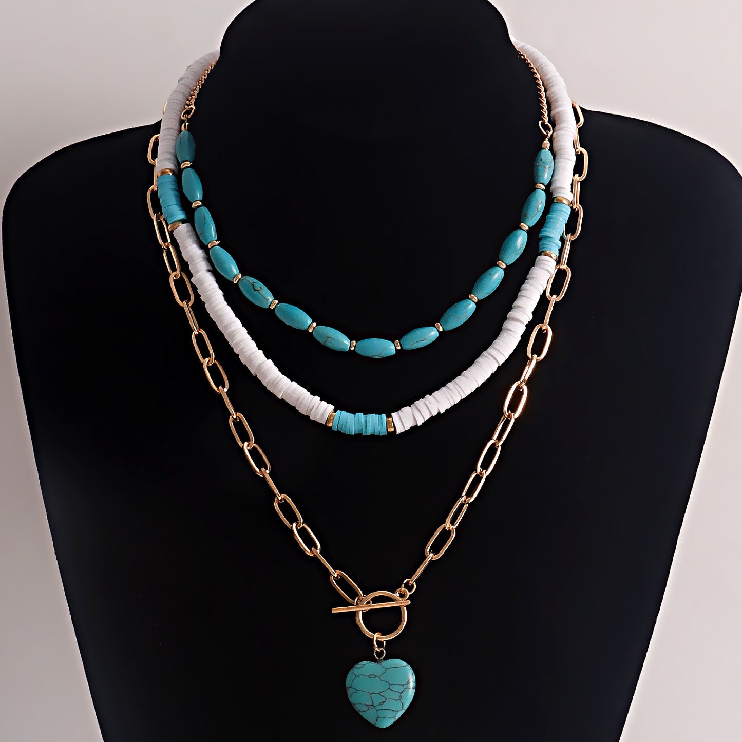 Bohemian Turquoise Heart Pendant Necklace for Women with Alloy Material and Electroplated Finish in Geometric Design