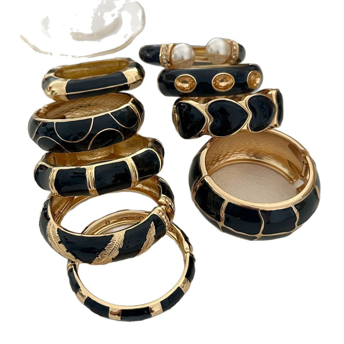 Vintage Wavy Bamboo Section Heart Enamel Drip Oil Plated Alloy Cuff Bracelet for Women