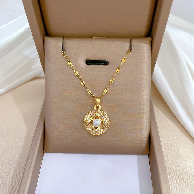 Set Minimalista di Collana e Orecchini con Perle Rotonde in Acciaio al Titanio con Finitura Placcata per Donna