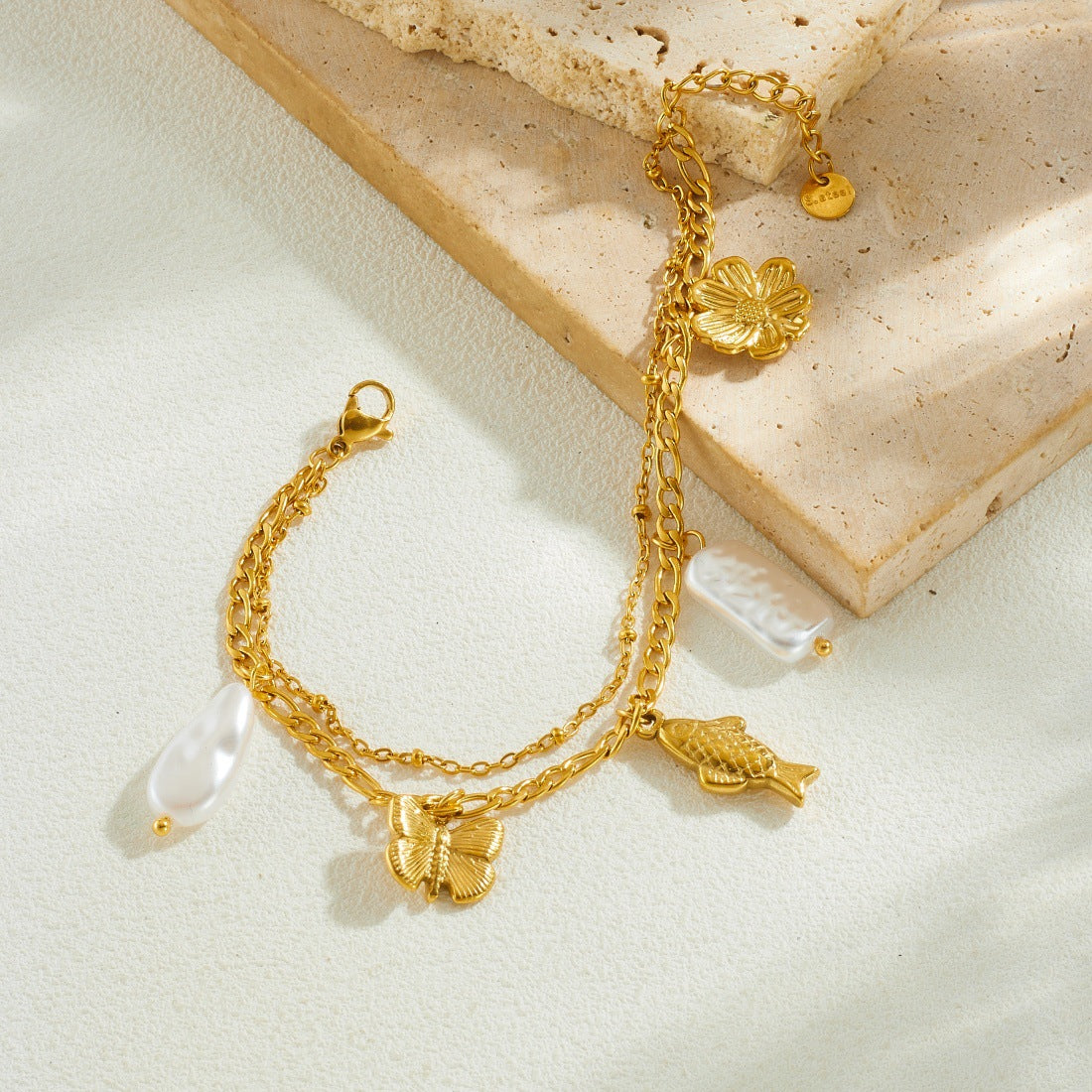 Sweet Gold Plated Stainless Steel Butterfly Fish Pearl Pendant Double Layer Cable Chain Bracelet for Women
