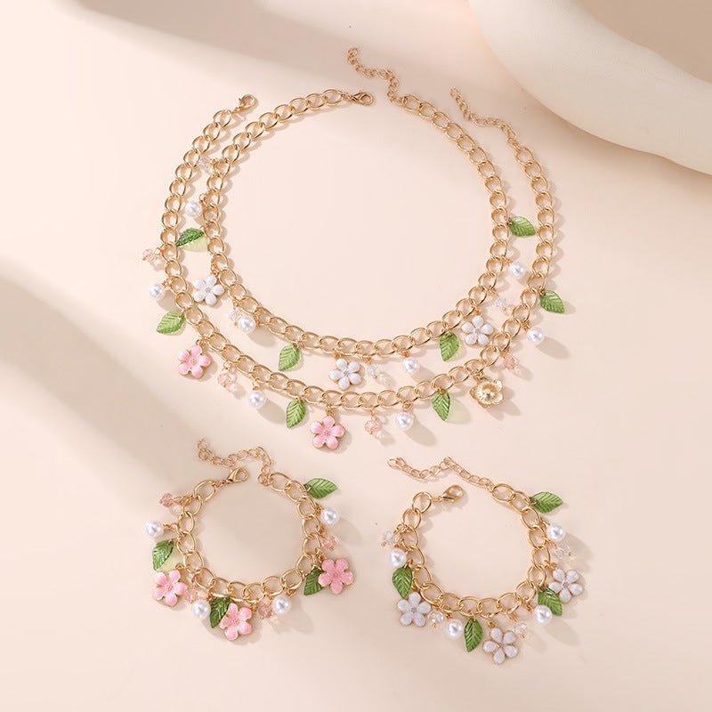 Minimalist Bow-Shaped Resin Necklace Set for Girls with Pearl Accents and Beaded Chain