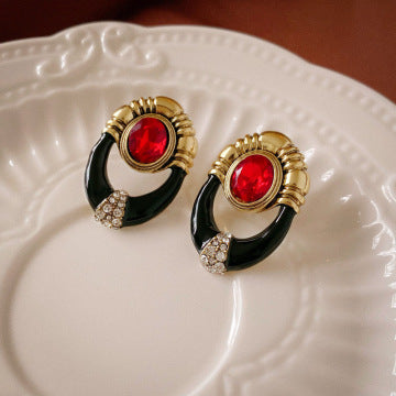 Vintage-Style Geometric Stud Earrings in Copper with Electroplated Finish for Women