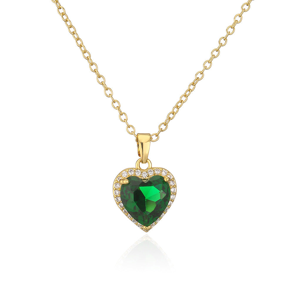 Elegante Collana Pendente a Cuore da Donna in Stile Francese con Base in Rame Placcata Oro 18K e Intarsio di Zirconi