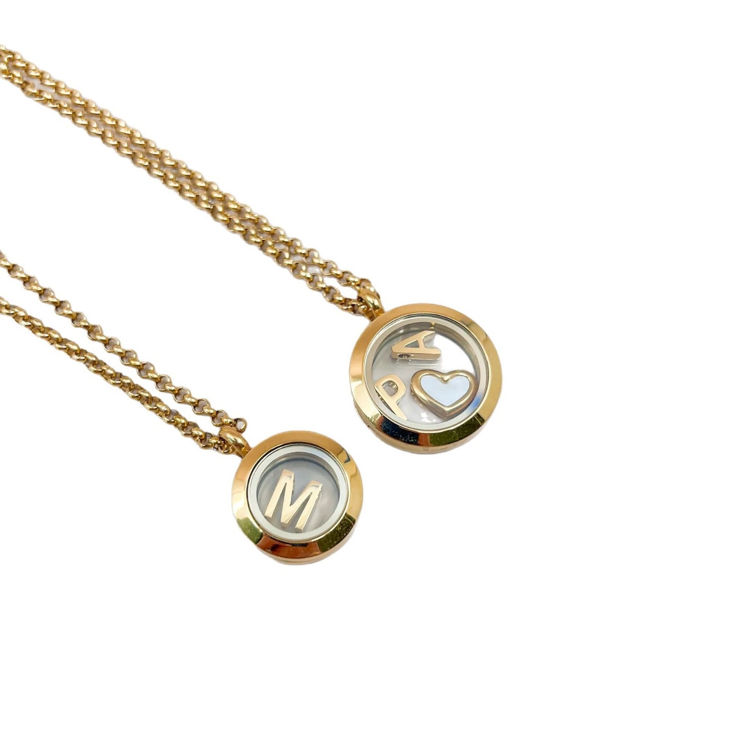 Ciondolo Vintage a Medaglione Rotondo Geometrico in Ottone Placcato Oro 18K e Acciaio al Titanio con Catena a Cavo