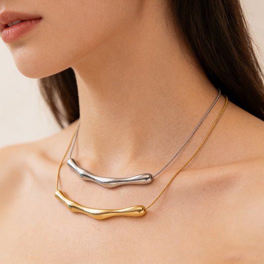 Collar Minimalista Geométrico Chapado en Acero Inoxidable con Cadena de Serpiente para Mujer