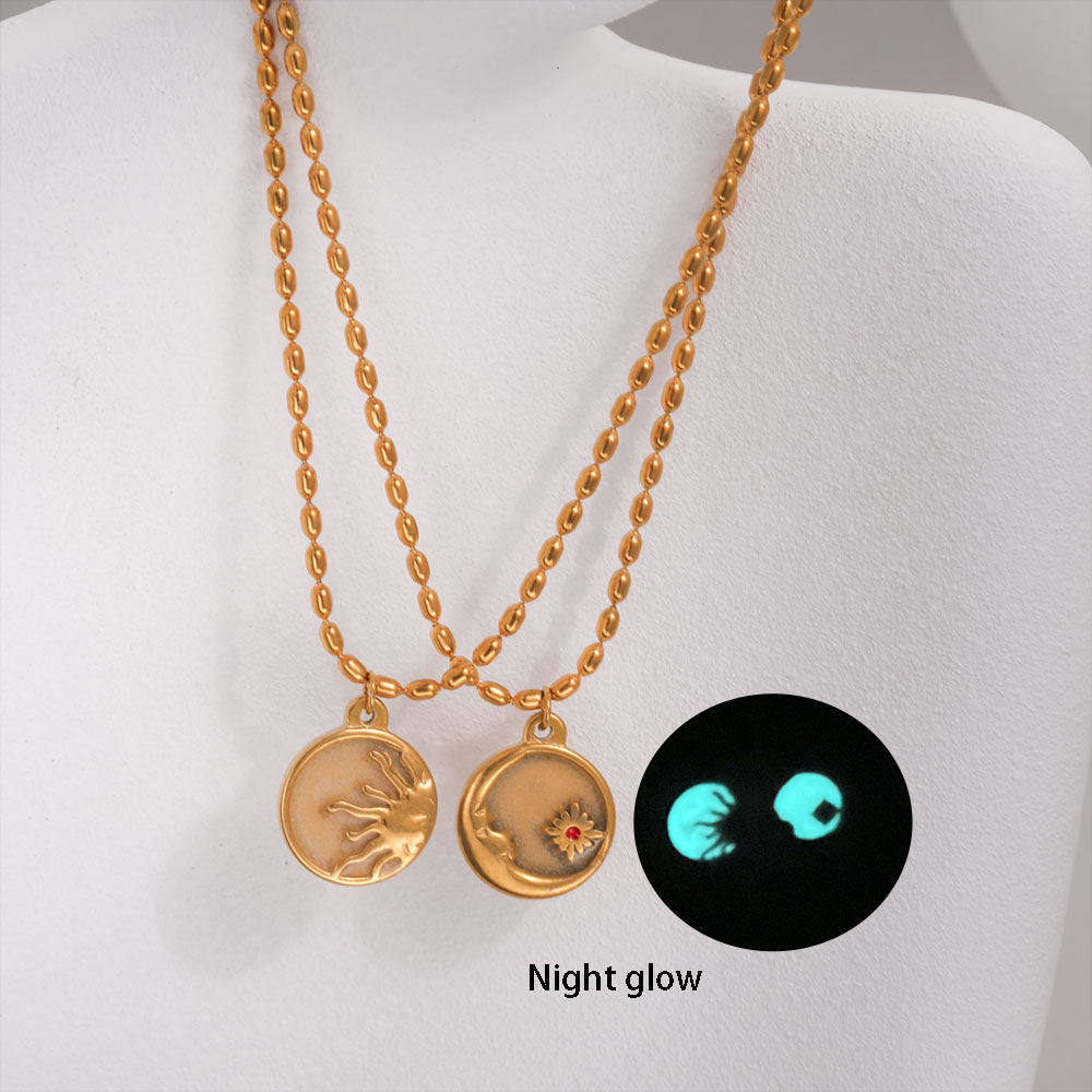 Collar Redondo con Moneda 3D Retro de Sol y Luna que Brilla en la Oscuridad, de Acero Inoxidable con Chapado en Oro de 18K, Cadena a la Clavícula con Destellos