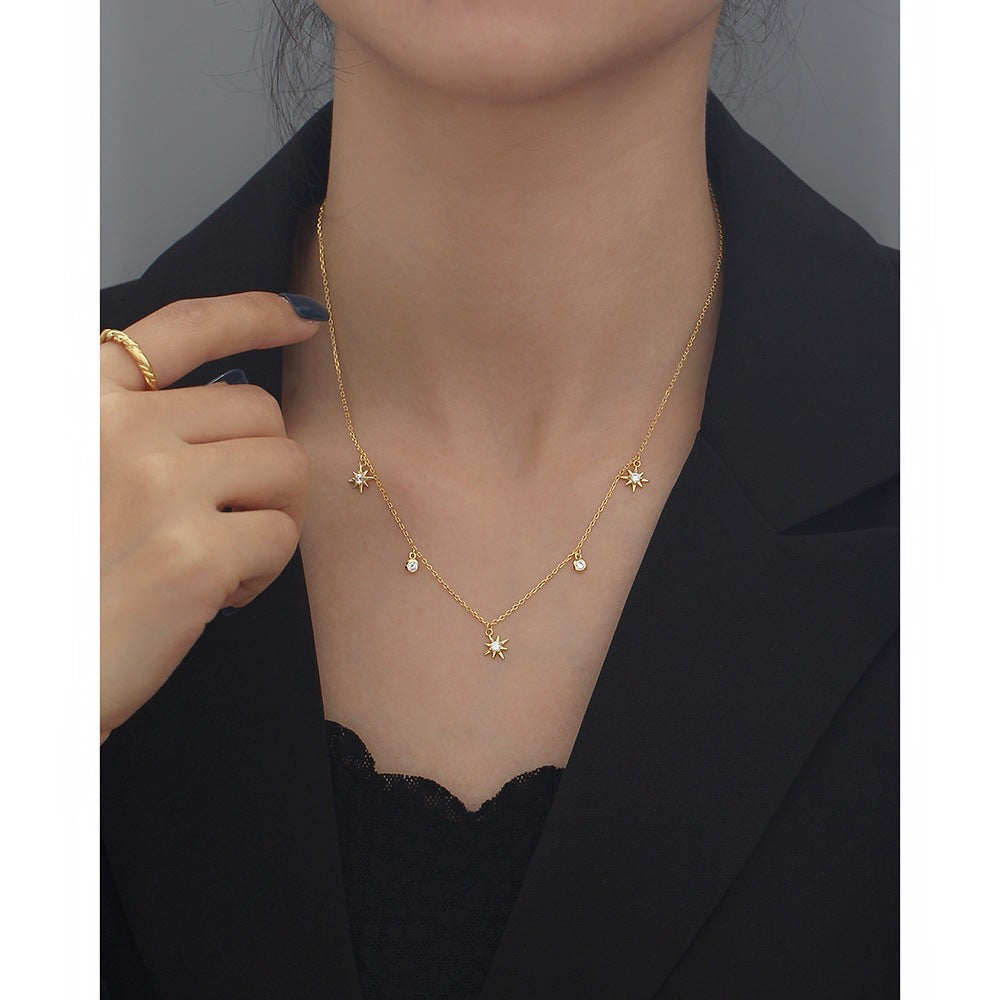 Collana da donna a catena grumetta con ciondolo a stella geometrica rotonda intarsiata in diamante, in argento sterling 925, stile minimalista di lusso