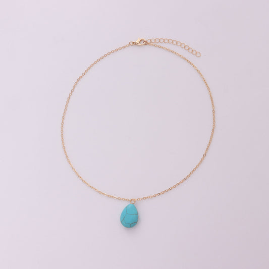 Collana con Pendente Geometrico Turchese da Donna con Catena in Lega Elettroplaccata e Design a Trama Irregolare
