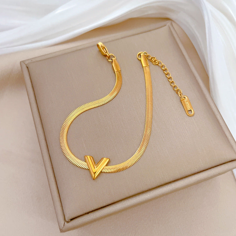 Minimalist V-Shaped Titanium Steel Chain Bracelet for Women with Gold Plating and Nature-Inspired Design