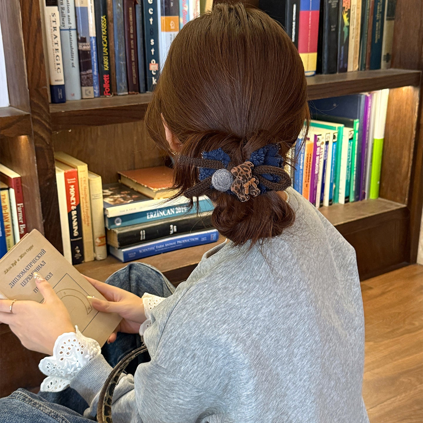 Elastico per capelli da donna in tessuto con bordo in velluto a forma di orsetto, stile lussuoso, elevata elasticità ed eleganza retrò