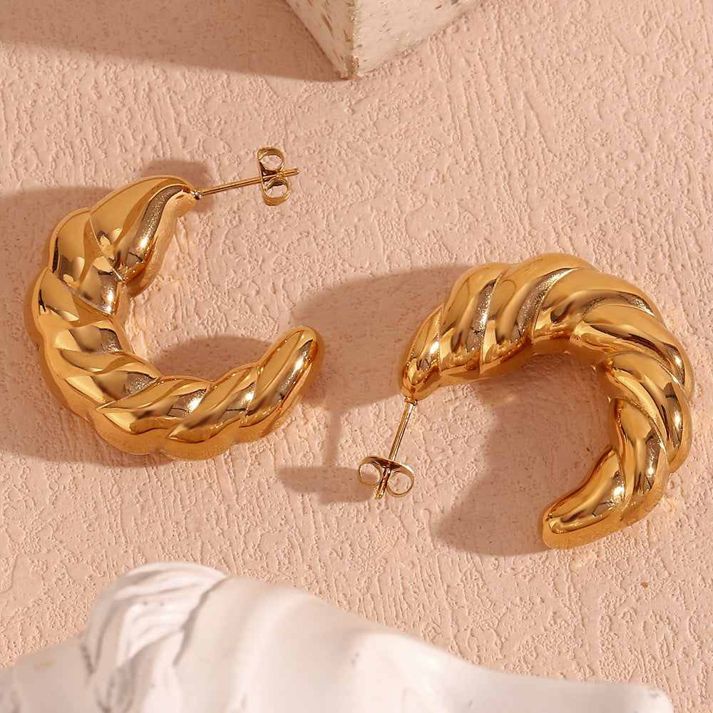 Fashionable Minimalist Hollow Crescent Moon and Ram Horn Shaped Earrings for Women in Stainless Steel with 18K Gold Plating