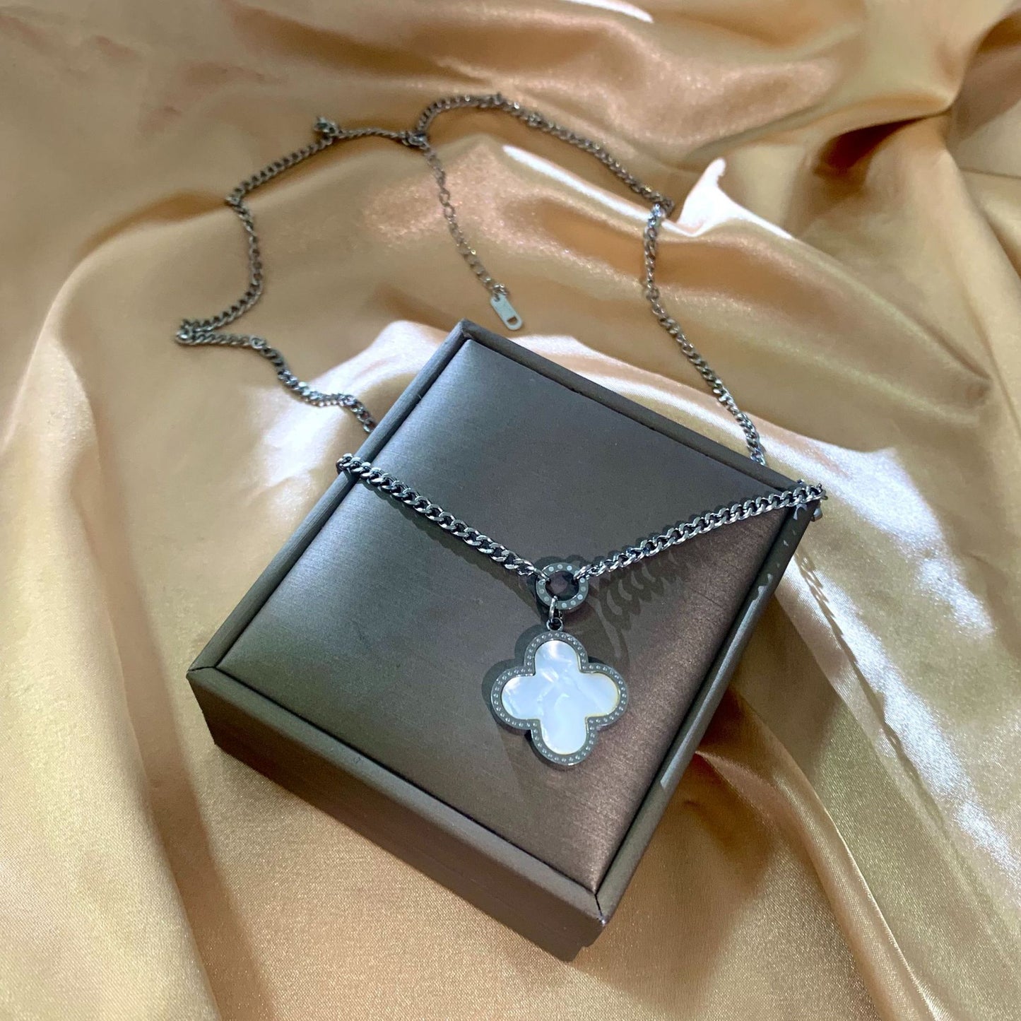 Minimalist Luxury Geometric Stainless Steel Necklace Unisex