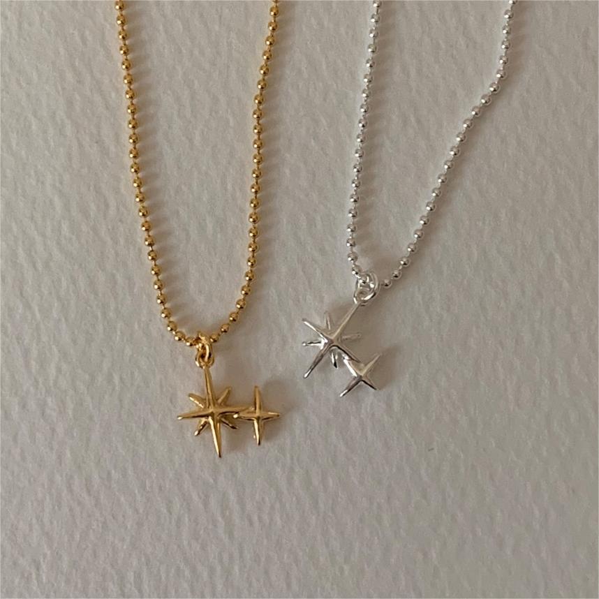 Minimalist Geometric Eight-Pointed Star Pendant Necklace in 925 Sterling Silver with Plated Finish