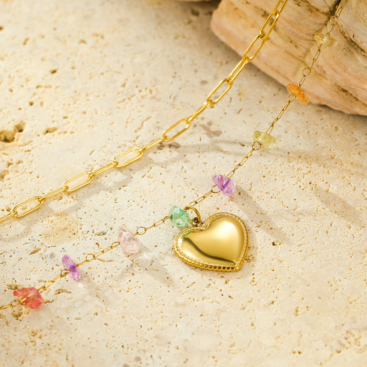 Collana da Donna Elegante a Cuore in Acciaio al Titanio con Placcatura in Oro 18K, Catenina a Doppio Strato Impilabile con Ciondolo