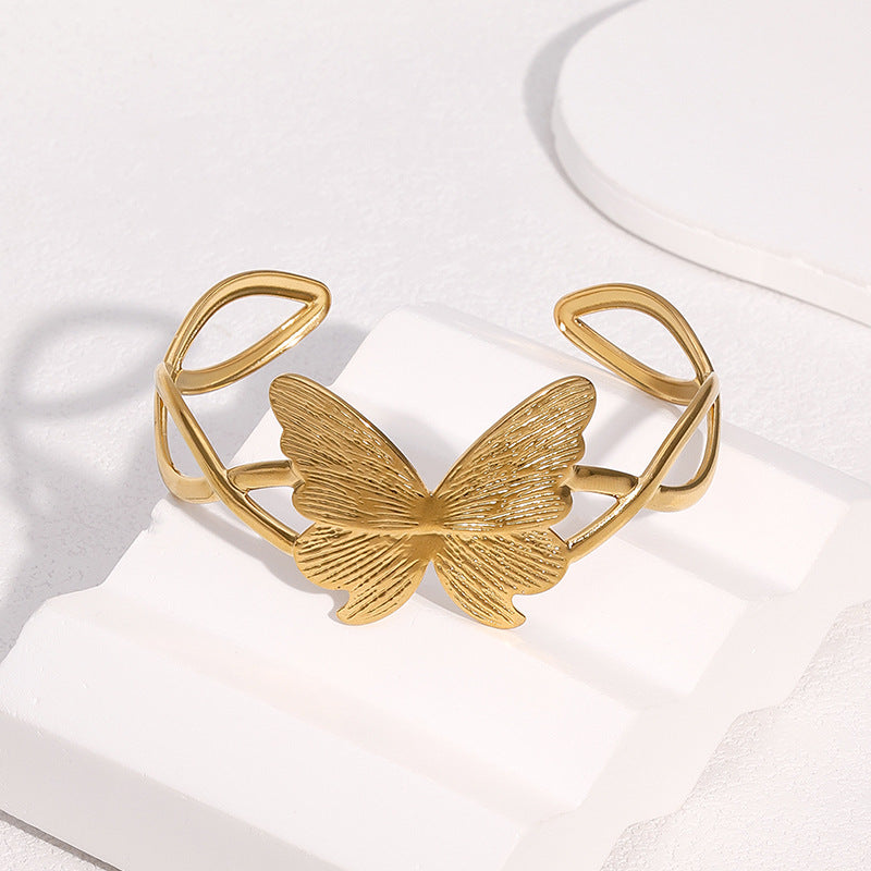 Bracciale a Polsino Aperto da Donna Minimalista a Farfalla in Acciaio Inossidabile Placcato Oro 18K