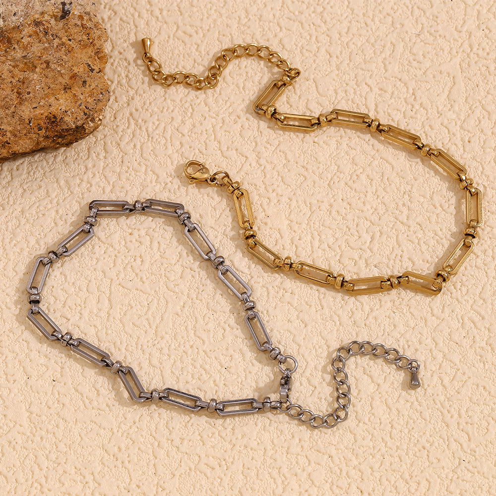 Cavigliera Minimalista Retrò Geometrica in Acciaio Inossidabile con Spilla da Balia e Chiusura a Croce Placcate Oro 14K da Donna