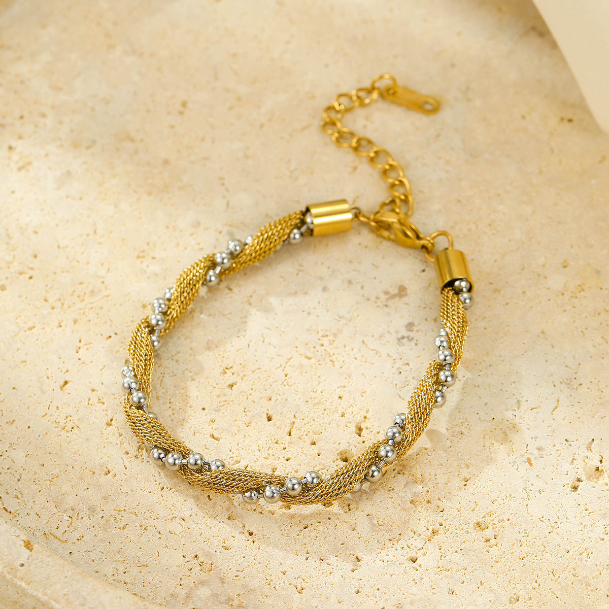 Fashionable OL Style Twisted Rope Titanium Steel Bracelet for Women with Gold Plating and Premium Luxe Finish