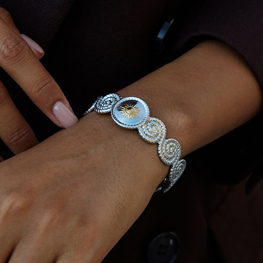 Pulsera de acero inoxidable con forma de sol, chapada, a la moda, para mujer