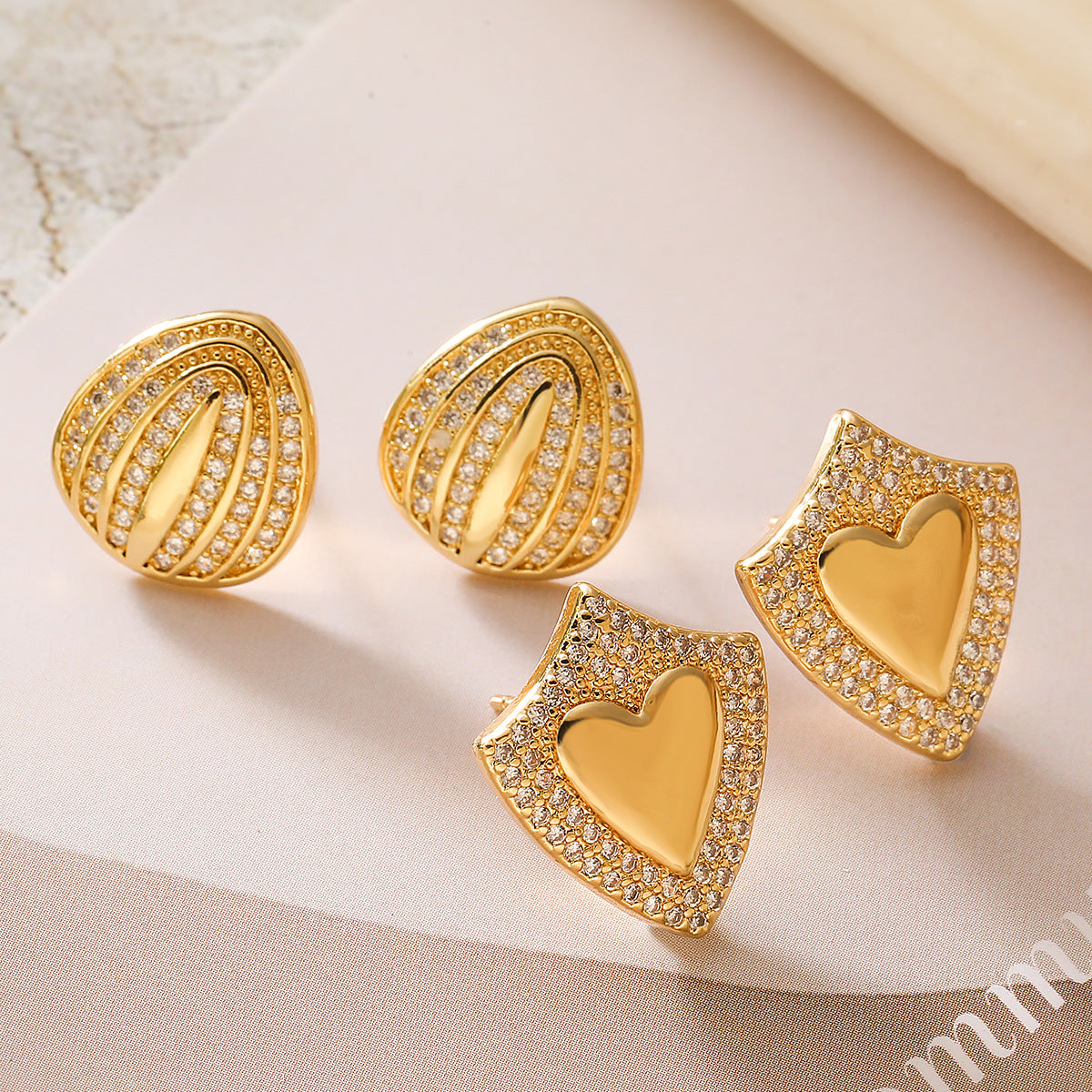 Minimalist Geometric Heart-Shaped Copper Earrings with 18K Gold Plating and Zircon Inlay for Women