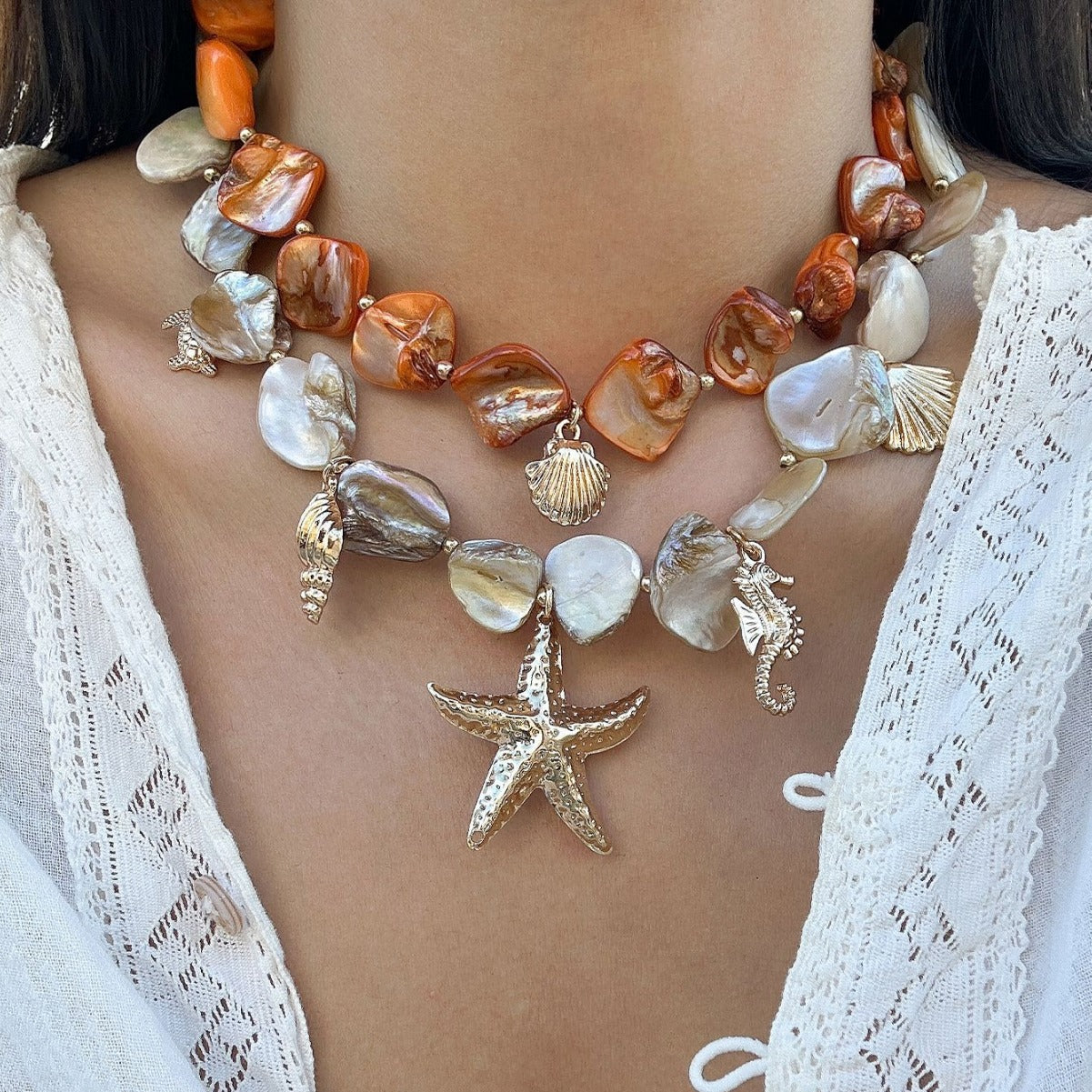 Collana pendente a stella con conchiglia minimalista in lega di zinco con finitura placcata da donna