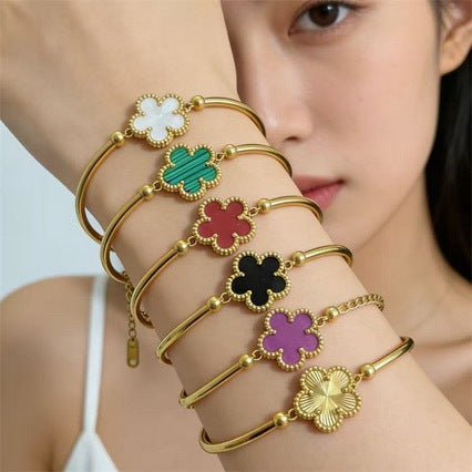 Luxury Elegant Gold Plated Floral Titanium Steel Bracelet for Women and Men