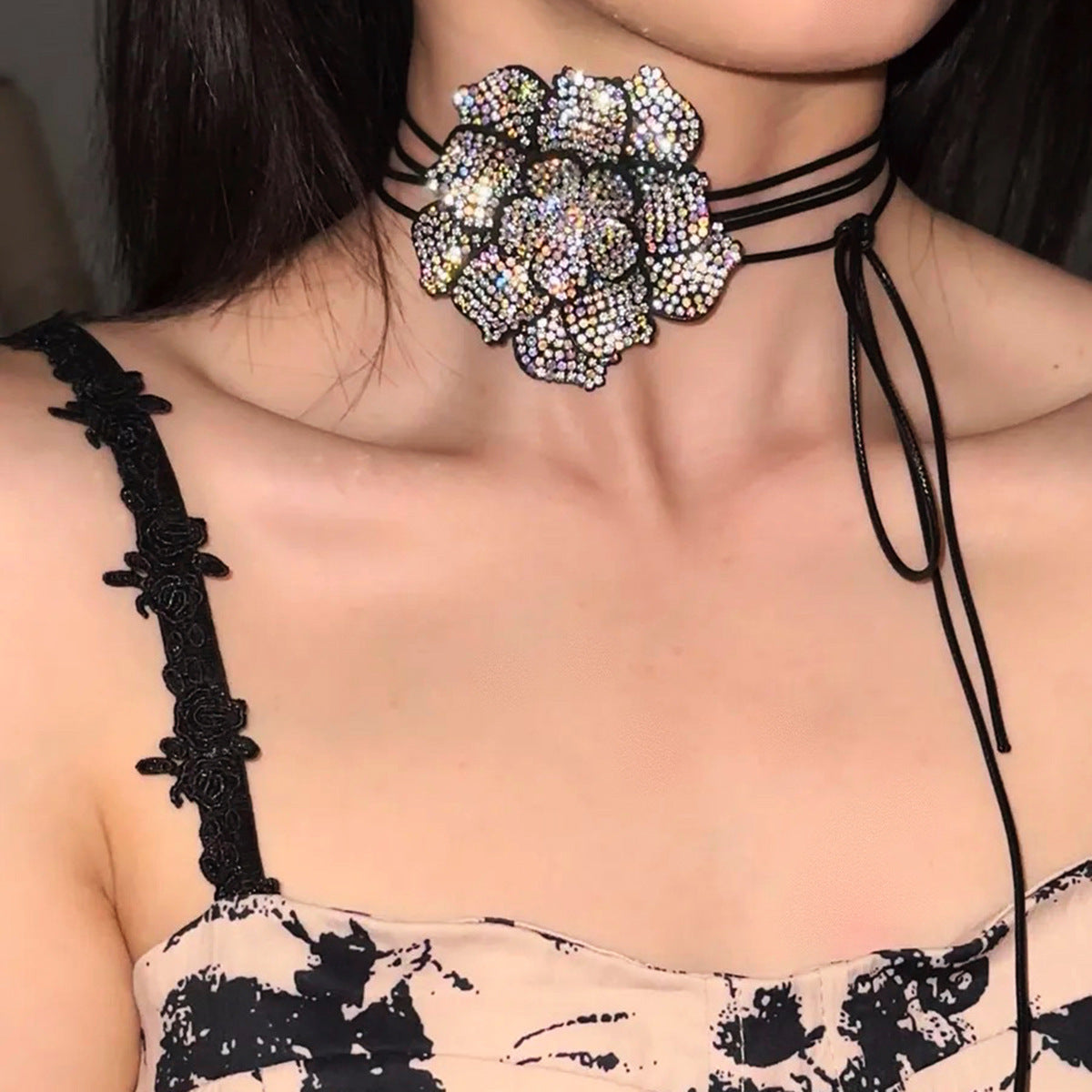 Vintage Sweet Floral Alloy Plated Choker Necklace with Tassel Satin Flower