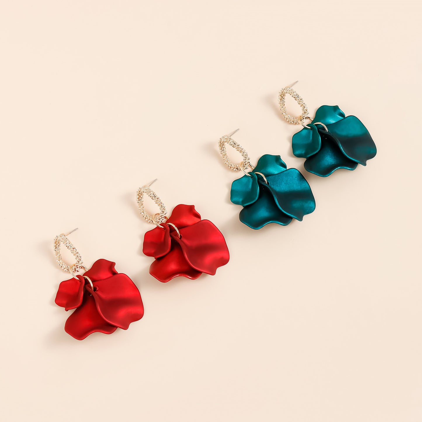 Vintage Floral Geometric Zinc Alloy Stud Earrings for Women with Plated Finish and Soft Garden-Inspired Design