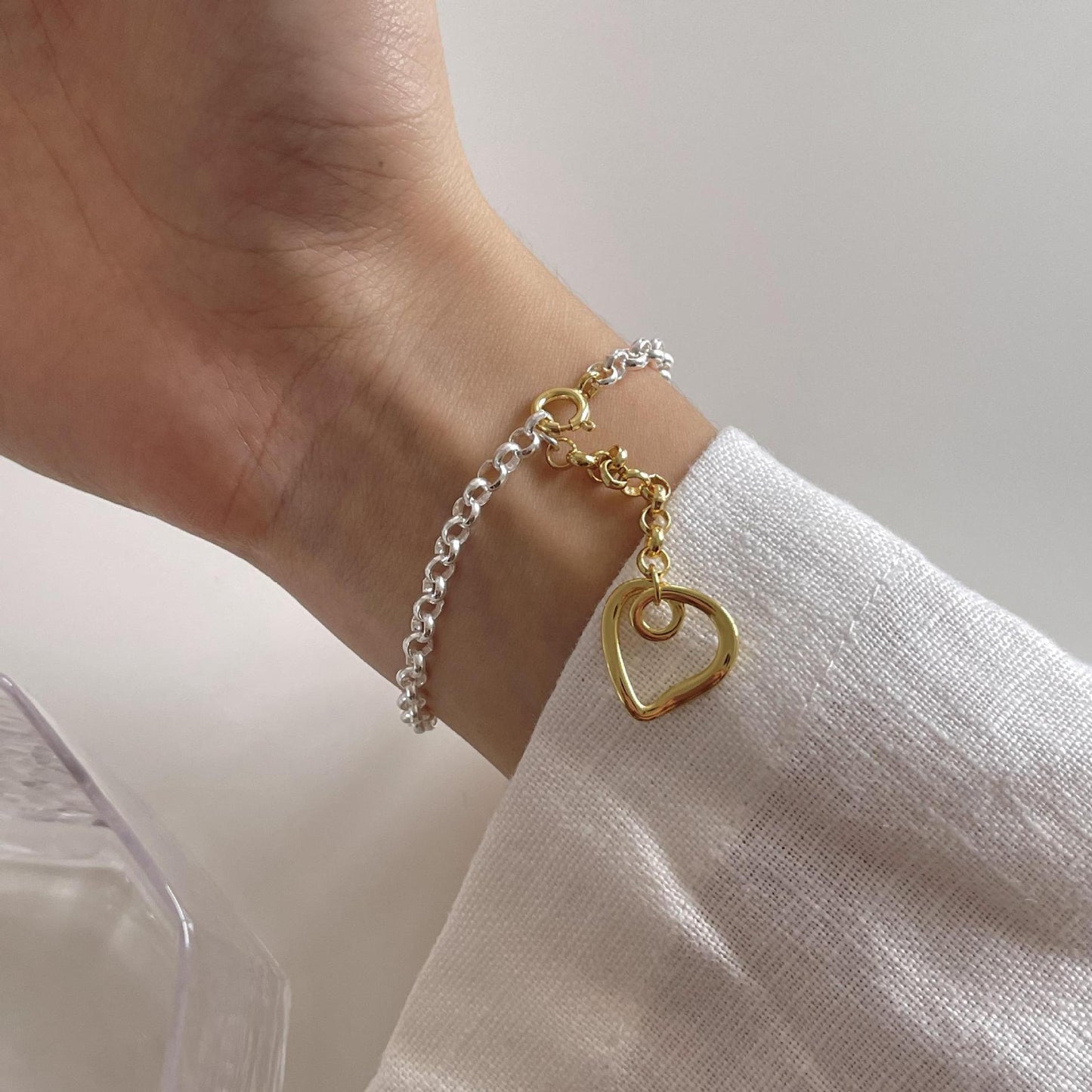 Bracciale Minimalista da Donna a Forma di Cuore in Argento Sterling S925 con Finitura Placcata