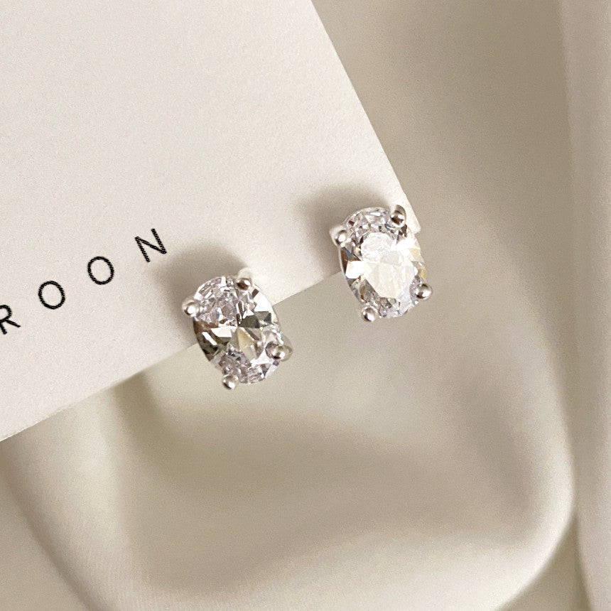 Minimalist Letter-Shaped 925 Sterling Silver Stud Earrings with Gold Plating, Asymmetrical Double-Hoop Design