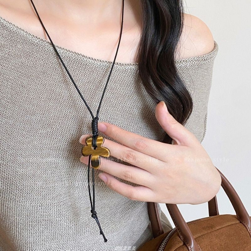 Collana pendente occhio di tigre in stile retrò con design geometrico da donna, catena a maglie color oro, accessorio minimalista di lusso