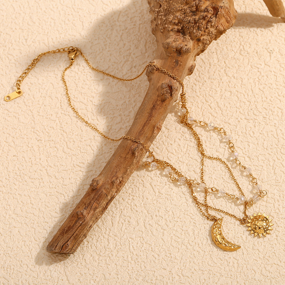 Collar con colgante minimalista de estrella y luna para mujer de acero inoxidable con chapado en oro de 18 quilates, cadena de triple capa