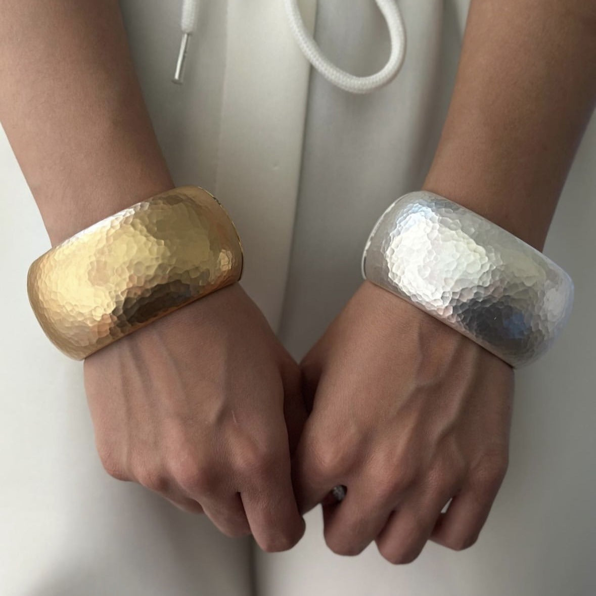 Bracciale da donna placcato in metallo con forme geometriche alla moda
