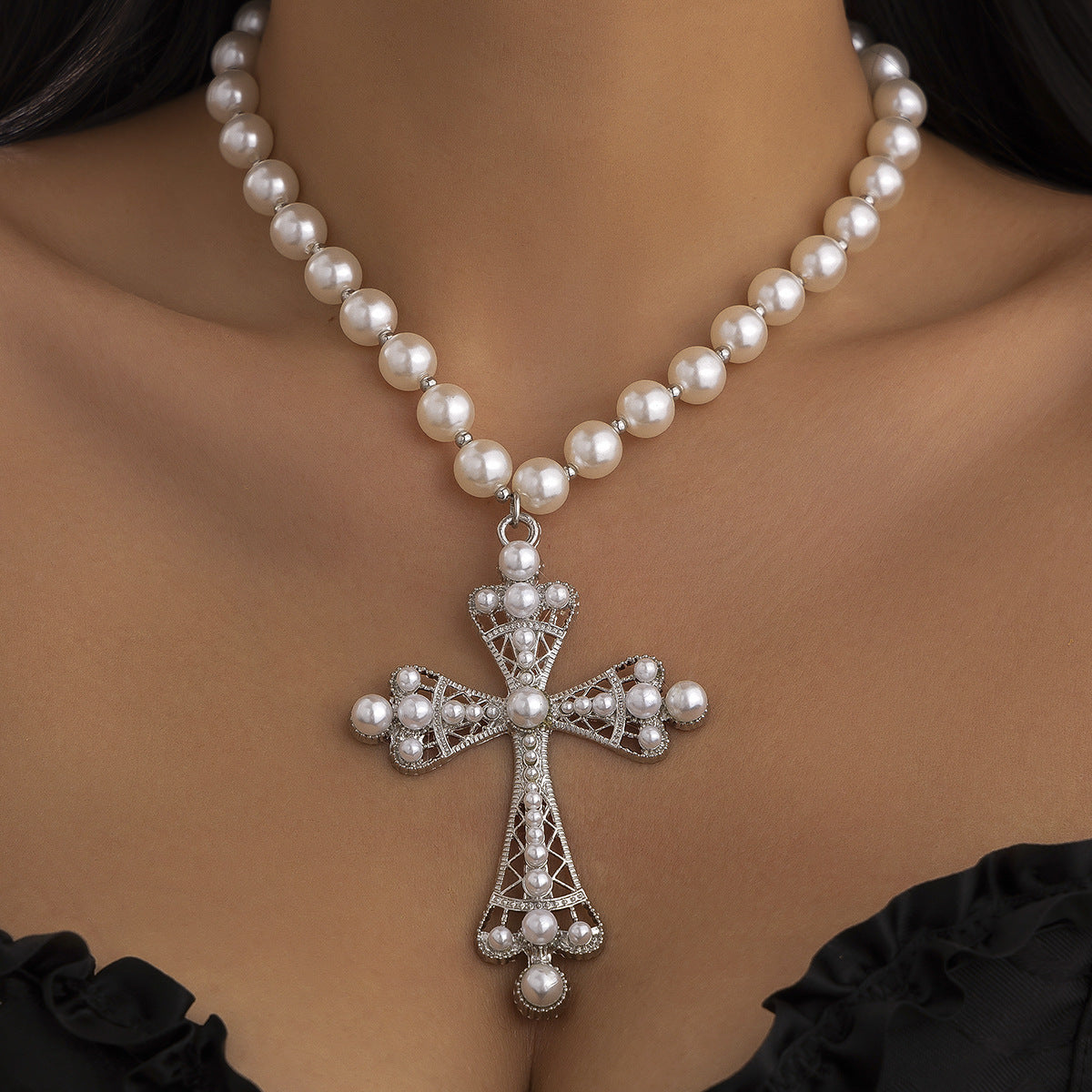 Collar con colgante de cruz geométrica estilo ciberpunk exagerado con incrustaciones de diamantes de imitación y cadena de cuentas para mujer