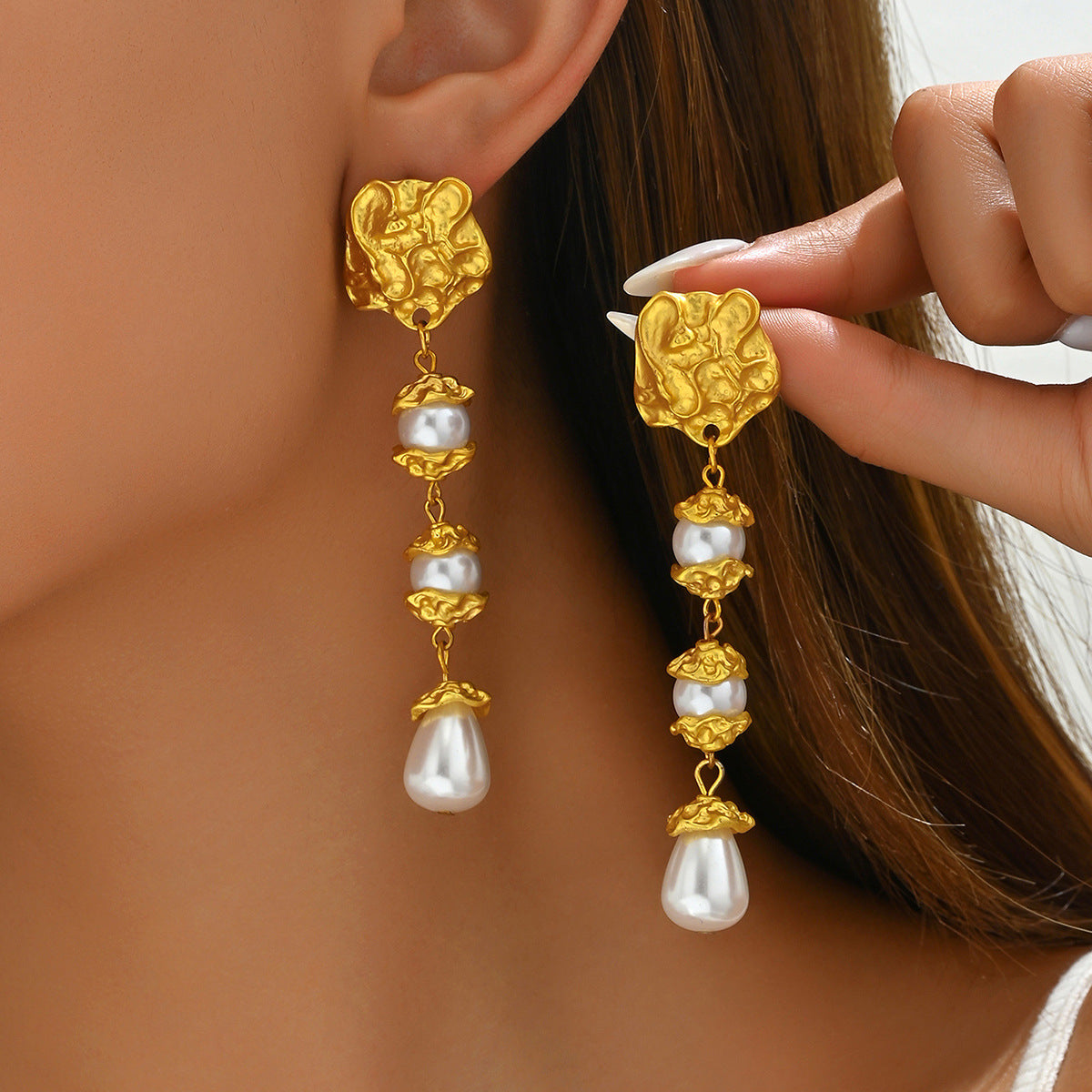 Pendientes de Cobre Geométricos de Estilo Real Vintage con Incrustaciones de Perlas para Mujer