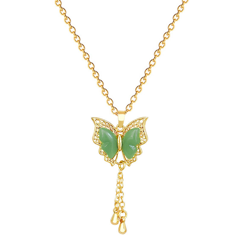 Collana Pendente Elegante a Farfalla in Acciaio al Titanio con Dettagli Verdi e Frange per Donna