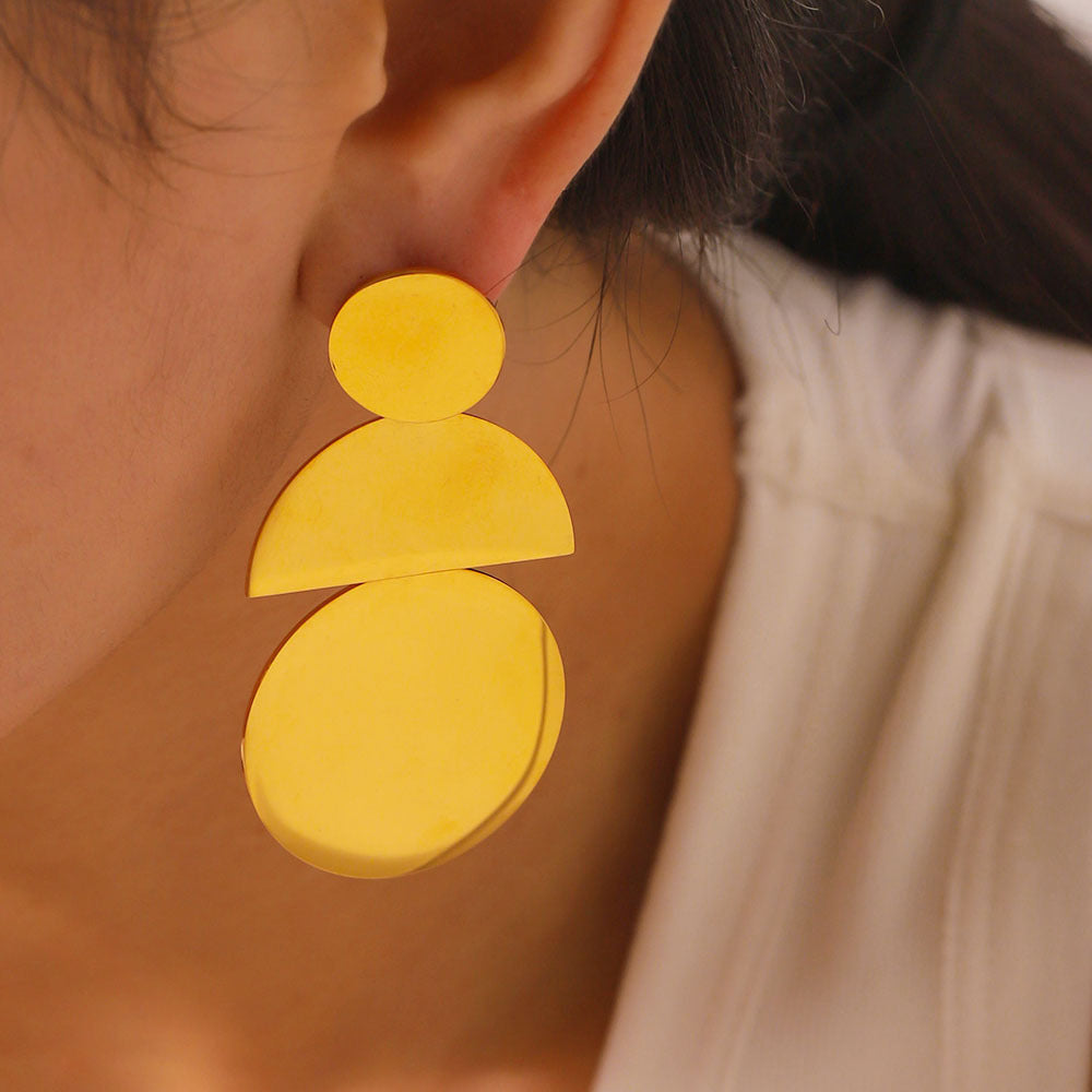 Geometric Round Stainless Steel Earrings with 18K Gold Plating for Women — Bold Metallic Statement Earrings