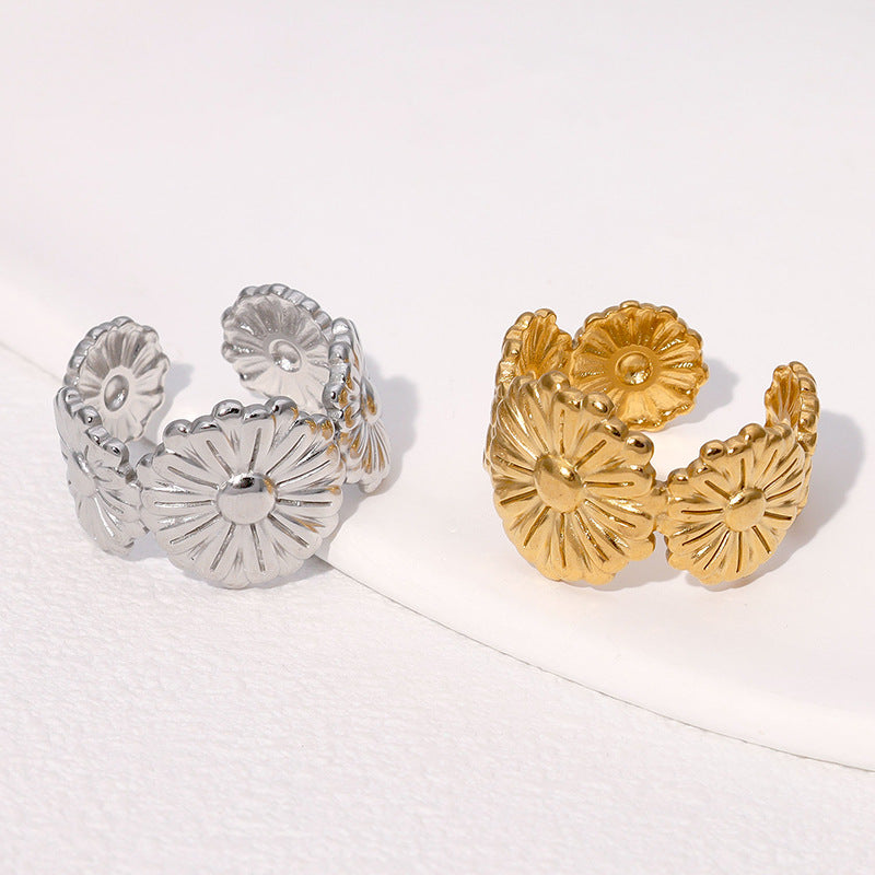Anello aperto minimalista da donna in acciaio inossidabile placcato oro 18 carati con margherita