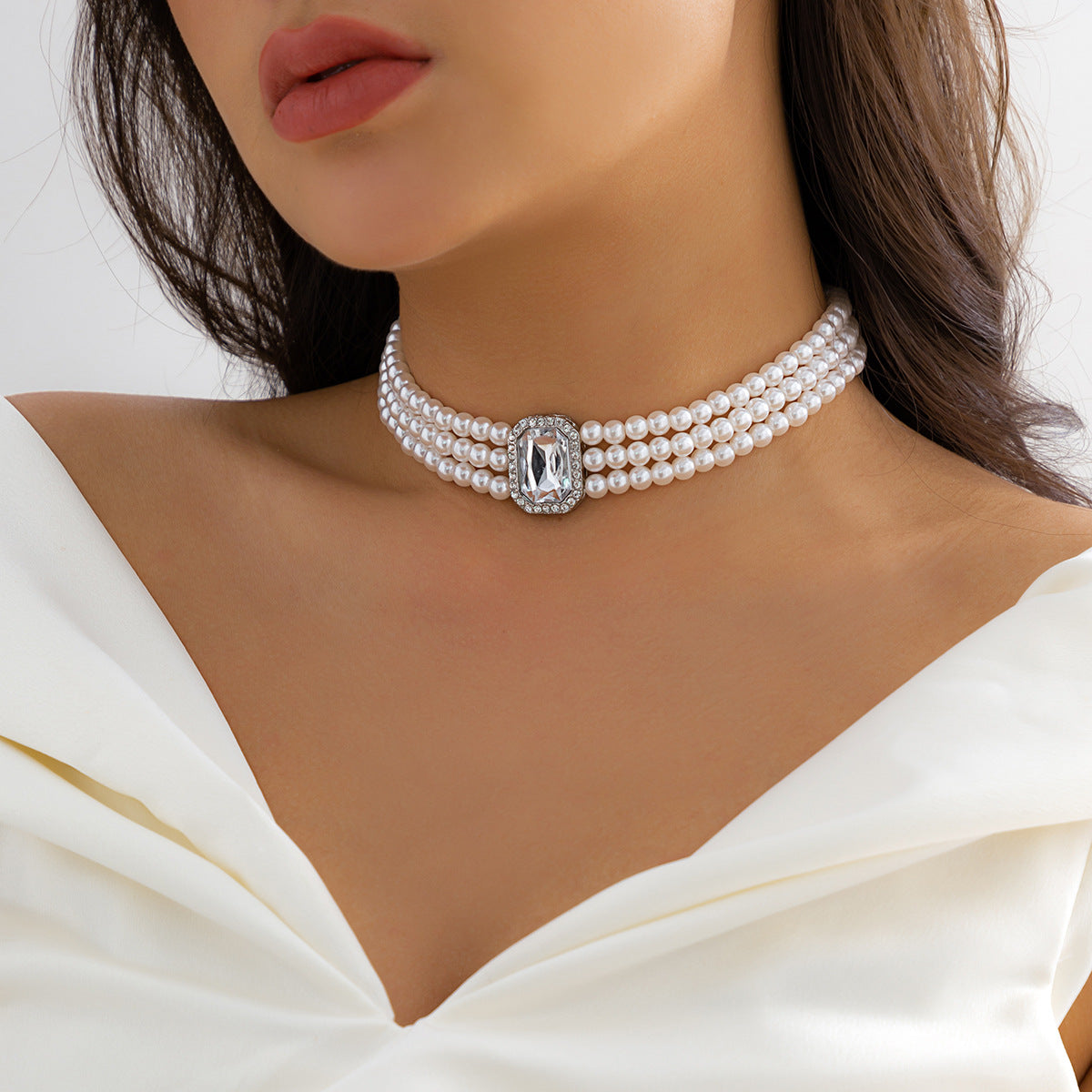 Minimalist Sweet Heart Resin Plated Crystal Pendant Ball Chain Necklace for Women