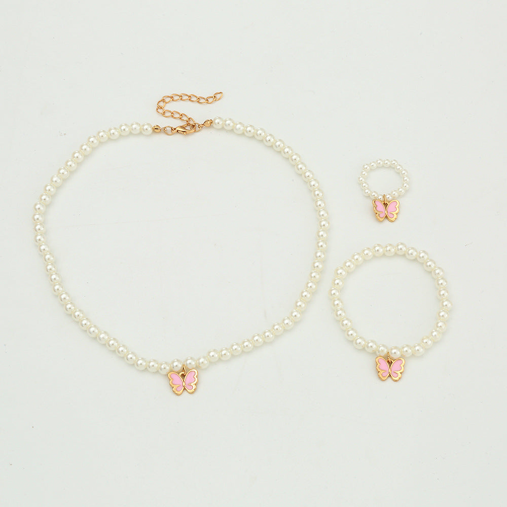 Set di collana con ciondolo a farfalla minimalista per bambini con ciondolo a farfalla in lega e catena di perle