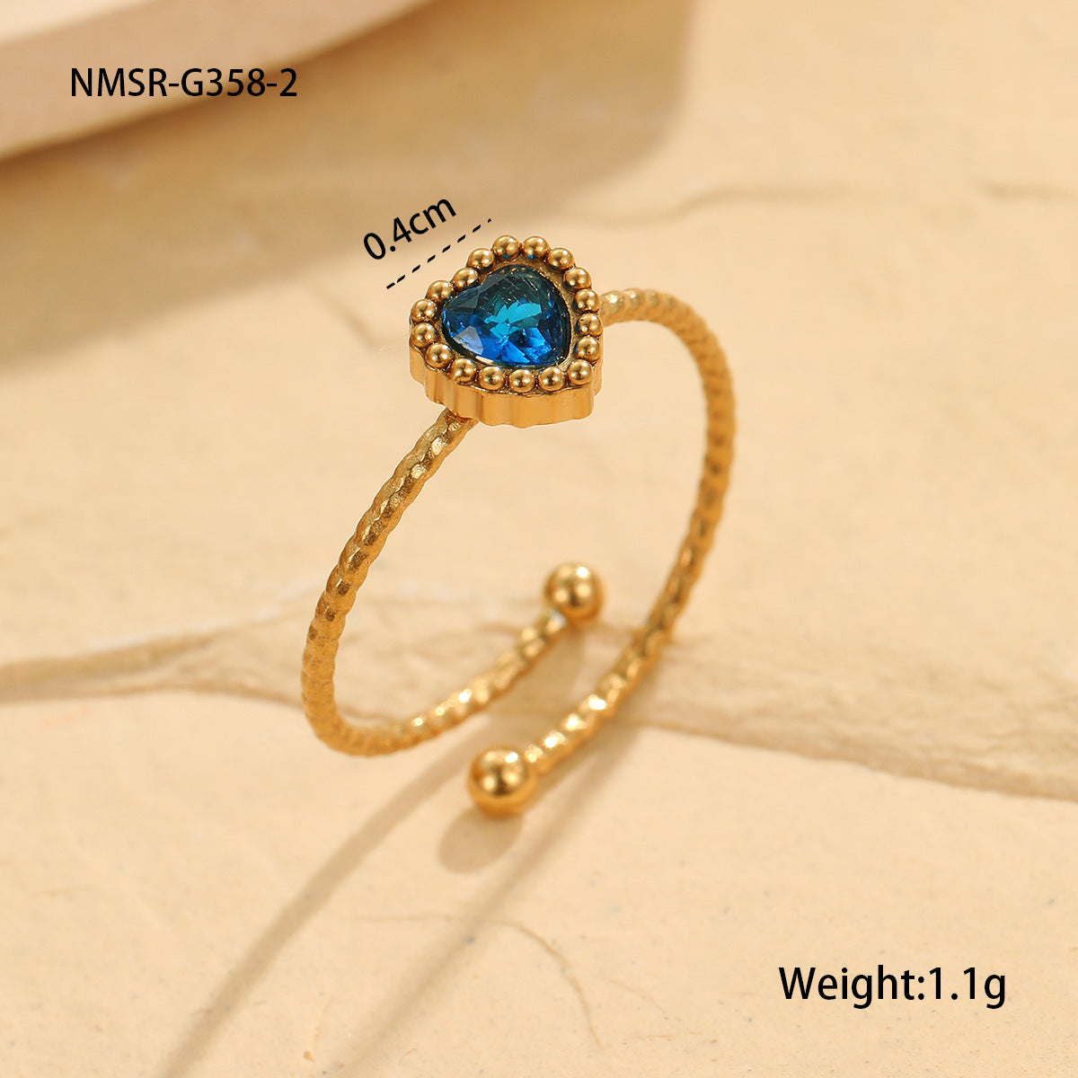 Elegante Anillo de Acero Inoxidable para Mujer con Circonita en Forma de Corazón y Acabado Bañado