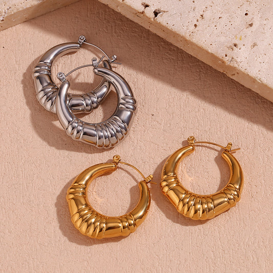 Pendientes de aro de acero inoxidable geométricos de inspiración vintage con baño de oro de 18 quilates para mujer