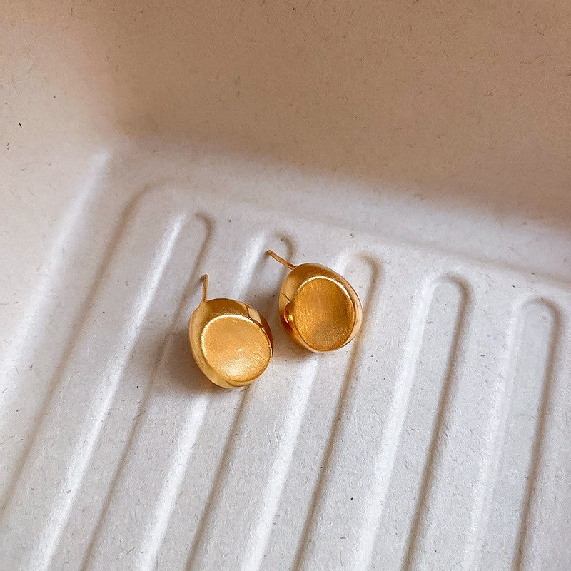 Orecchini da donna geometrici minimalisti in metallo con finitura lucida e placcatura in oro, per l'uso quotidiano