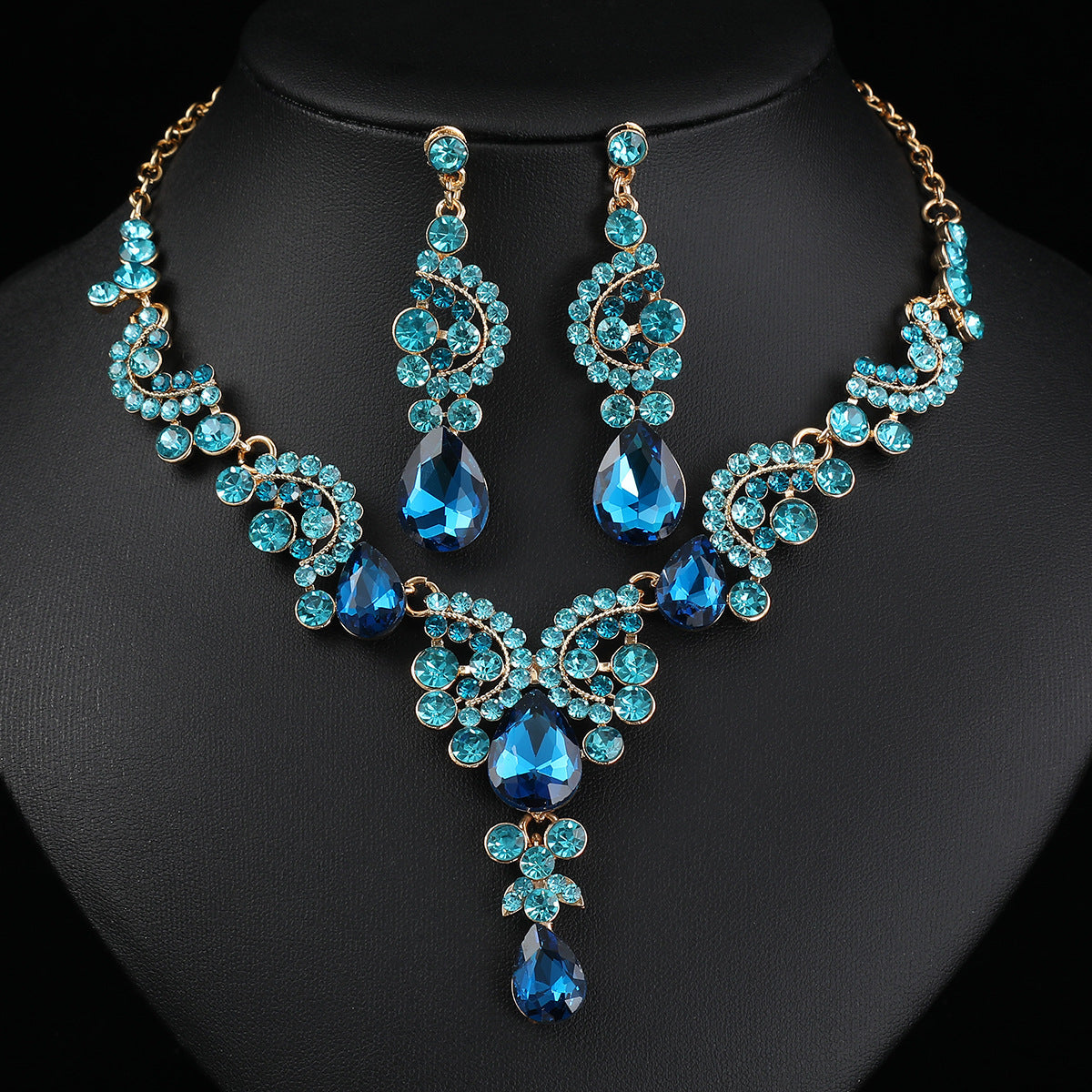 Fashion OL Style Heart Teardrop Bell Pendant Necklace and Earrings Set in Alloy with Plated Finish O-Chain for Women