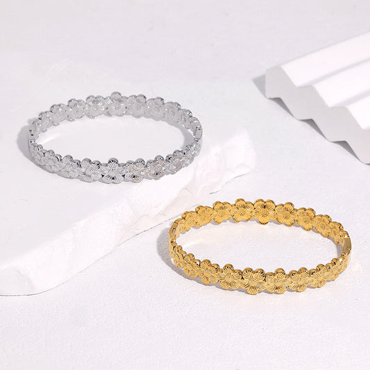 Sweet Minimalist Gold Plated Stainless Steel Floral Bracelet